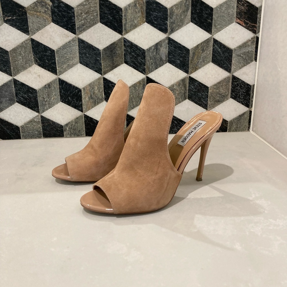 Steve Madden Sinful Nude Suede Leather Peep-Toe Mules